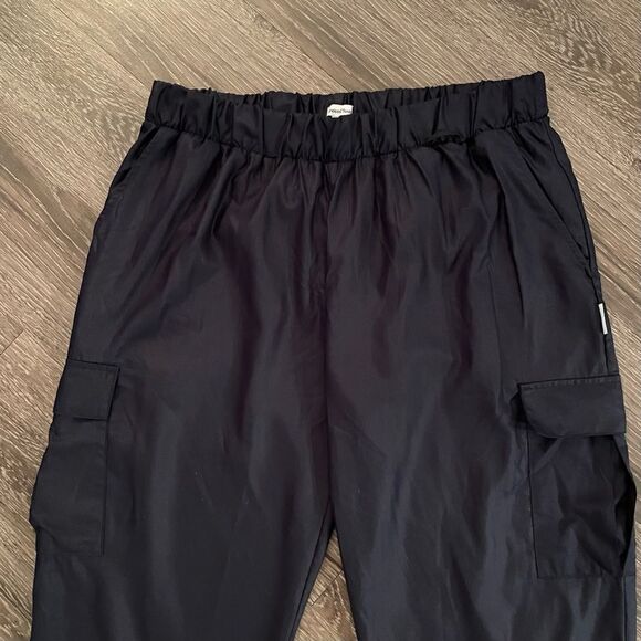 Green cloud LAB Joggers - Picture 3 of 6